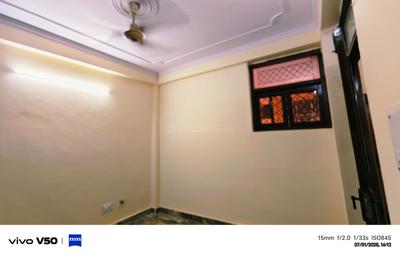 Bedroom Image of 825 Sq.ft 2 BHK Apartment / Flat for sale in Saket New Delhi for Rs. 4500000