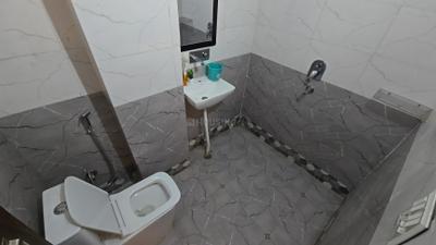 Image of 1800 Sq.ft 3 BHK Apartment / Flat for rent in Sector 110A, Gurgaon for Rs. 35000