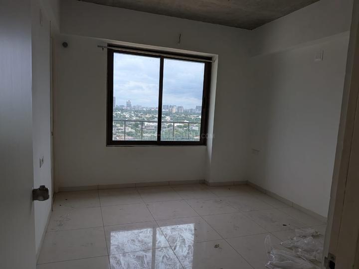 Ambli Heights Bedroom 1