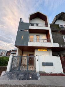 Image of 1050 Sq.ft 3.5 BHK Duplex for sale in Sahastradhara Road, Dehradun for Rs. 15000000