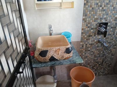Bathroom Image of 890 Sq.ft 2 BHK Apartment / Flat for rent in Sangvi Pune for Rs. 24000