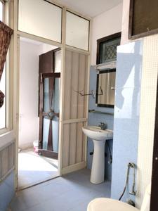 Common Bathroom Two Image of 1600 Sq.ft 3 BHK Apartment / Flat for sale in Bandhu Vihar, Sector 10 Dwarka New Delhi for Rs. 30600000