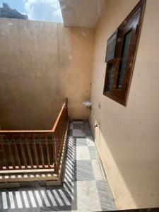 Balcony Image of 250 Sq.ft 1 BHK Builder Floor for rent in Mundi Kharar Mohali for Rs. 15000