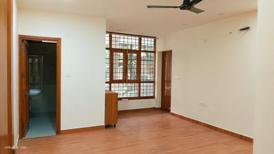 Bedroom Image of 1900 Sq.ft 3 BHK Apartment / Flat for rent in Vasant Kunj New Delhi for Rs. 135000