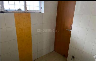 Bathroom Image of 1250 Sq.ft 2 BHK Builder Floor for rent in Vasant Vihar Phase 1 Dehradun for Rs. 15000