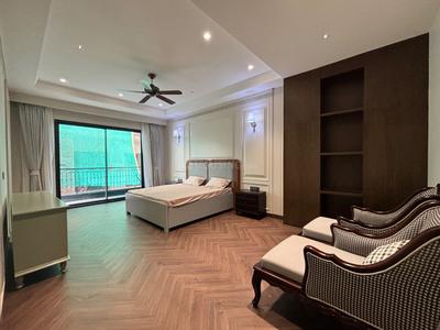 Hall Image of 5000 Sq.ft 4 BHK Builder Floor for sale in Sector 50 Gurgaon for Rs. 71000000