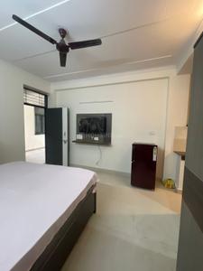 1 RK Independent Builder Floor
