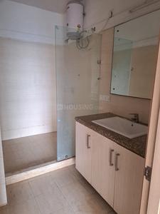 Bathroom Image of 1818 Sq.ft 3 BHK Apartment / Flat for rent in DLF New Town Heights, Sector 91 Gurgaon for Rs. 35000