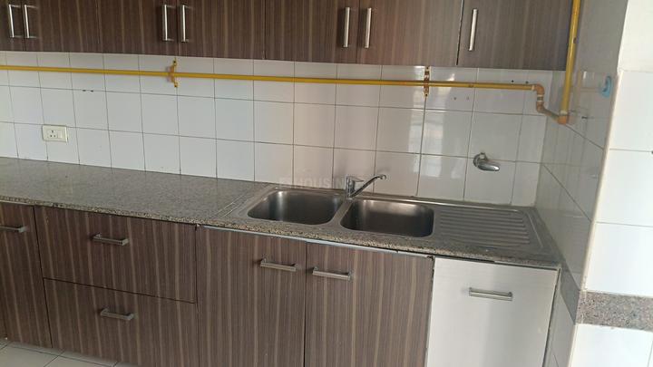 Unitech The Close South Main Image 1