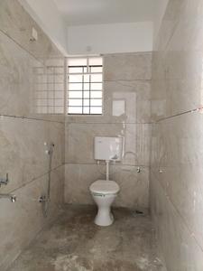 Common Bathroom Image of 580 Sq.ft 1 BHK Apartment / Flat for rent in Balaji Nagar Pune for Rs. 16000