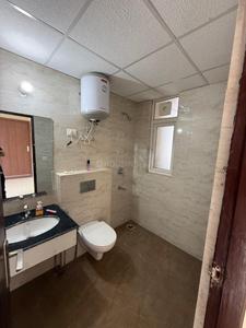 Bathroom Image of 1650 Sq.ft 3 BHK Apartment / Flat for rent in LA Parisian, Sector 66 Mohali for Rs. 43000