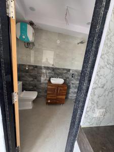 Bathroom Image of 2250 Sq.ft 3.5 BHK Apartment / Flat for sale in CGHS Group Himalayan, Manesar Gurgaon for Rs. 24000000