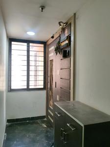 Main Entrance Image of 950 Sq.ft 2 BHK Apartment / Flat for sale in Lodha Paradise, Thane West Thane for Rs. 16900000