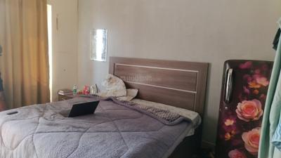 Bedroom Image of 435 Sq.ft 1 RK Studio for rent in Paramount Pine And Oak Studio, Surajpur Greater Noida for Rs. 15000