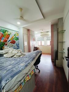 Bedroom Image of 1300 Sq.ft 2 BHK Apartment / Flat for rent in Worli Mumbai for Rs. 150000