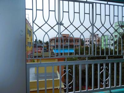 Balcony Image of 875 Sq.ft 2 BHK Apartment / Flat for sale in Dum Dum Cantonment Kolkata for Rs. 3937500