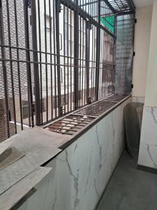Balcony Image of 990 Sq.ft 3 BHK Builder Floor for sale in Hari Nagar New Delhi for Rs. 14500000