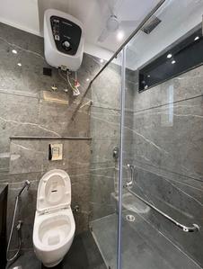 Bathroom Image of 2500 Sq.ft 4 BHK Builder Floor for sale in Vasant Kunj New Delhi for Rs. 21100000