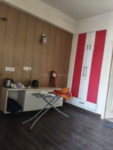 Bedroom Image of 920 Sq.ft 2 BHK Apartment / Flat for rent in Amrapali Castle, Chi V Greater Noida for Rs. 25000