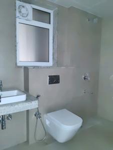 Common Bathroom Image of 695 Sq.ft 2 BHK Apartment / Flat for rent in Runwal Sanctuary, Mulund West Mumbai for Rs. 58000