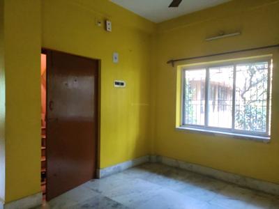 Living Room Image of 1000 Sq.ft 2 BHK Builder Floor for rent in Paschim Putiary Kolkata for Rs. 10000