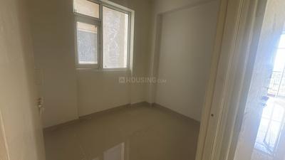 Bathroom Image of 800 Sq.ft 3 BHK Apartment / Flat for sale in ROF Ananda, Sector 95 Gurgaon for Rs. 6100000