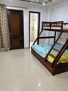 Bedroom Image of 1800 Sq.ft 3 BHK Builder Floor for rent in Lajpat Nagar New Delhi for Rs. 125000