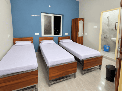 Image of Sri Vinayaka Gents Luxury PG in Navalur, Chennai