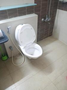 Common Bathroom Image of 835 Sq.ft 2 BHK Apartment / Flat for rent in Tridhaatu Morya, Chembur Mumbai for Rs. 75500