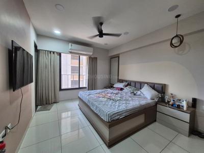 Bedroom Image of 1760 Sq.ft 3 BHK Apartment / Flat for rent in Vishwanath Maher Select, Shela Ahmedabad for Rs. 45000