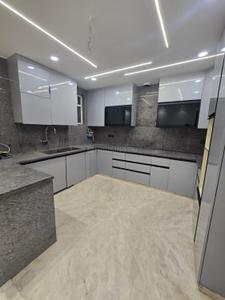 Kitchen Image of 1500 Sq.ft 3 BHK Builder Floor for rent in Ramesh Nagar New Delhi for Rs. 65000