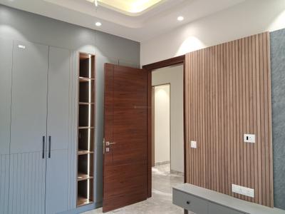 Bedroom Image of 1800 Sq.ft 3 BHK Builder Floor for sale in Paschim Vihar New Delhi for Rs. 35000000
