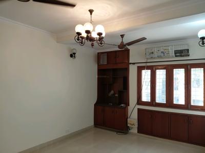 Living Room Image of 2200 Sq.ft 3 BHK Apartment / Flat for rent in Vasant Kunj New Delhi for Rs. 95000