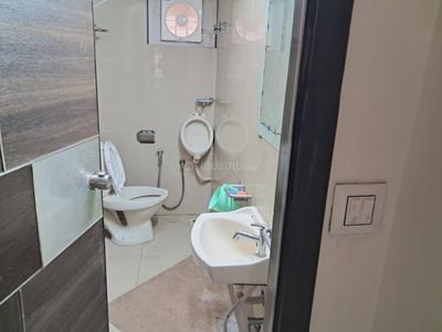 Bathroom Image of 6000 Sq.ft 5 BHK Independent House for rent in Shivam Rajvi Sapphire, Ghuma Ahmedabad for Rs. 115000