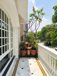 Living Room Image of 3300 Sq.ft 4 BHK Builder Floor for rent in DLF Phase 3 Gurgaon for Rs. 150000