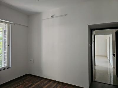 Bedroom Image of 612 Sq.ft 1 BHK Apartment / Flat for rent in Nirmiti 25 East, Kharadi Pune for Rs. 26000