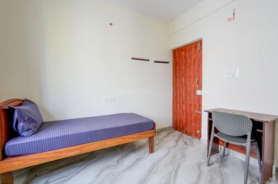 Bedroom Image of Dozo Aura Premium Coliving PG in Bommasandra, Bengaluru