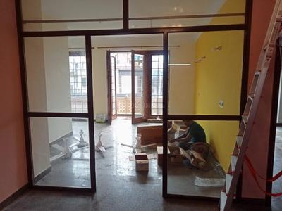 Living Room Image of 2143 Sq.ft 1 BHK Independent House for rent in Sector 17 Gurgaon for Rs. 15000