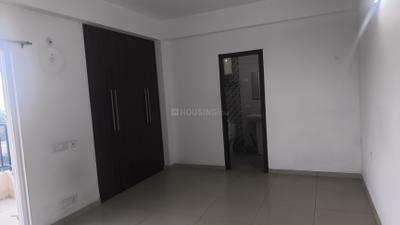 Bedroom Image of 1995 Sq.ft 3.5 BHK Apartment / Flat for sale in Gulshan Ikebana, Sector 143 Noida for Rs. 32000000