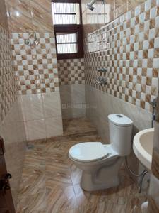 Image of 1600 Sq.ft 2 BHK Apartment / Flat for rent in Sector 45, Chandigarh for Rs. 27000