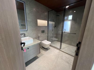 Image of 2400 Sq.ft 4 BHK Apartment / Flat for sale in Lokhandwala Minerva, Worli, Mumbai for Rs. 115000000
