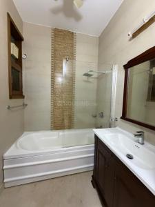 Image of 1953 Sq.ft 3 BHK Builder Floor for rent in Defence Colony, New Delhi for Rs. 125000