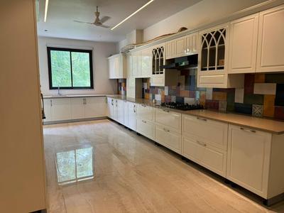 Kitchen Image of 3600 Sq.ft 4.5 BHK Builder Floor for sale in Emaar Emerald Floors, Sector 65 Gurgaon for Rs. 80000000