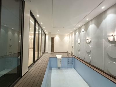 Balcony Image of 7200 Sq.ft 4 BHK Duplex for sale in Panchsheel Park New Delhi for Rs. 300000000