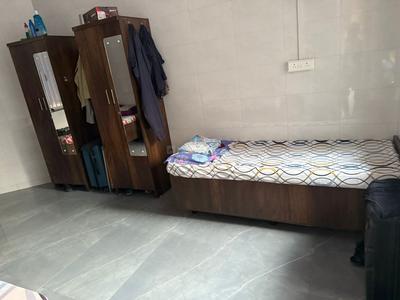 Bedroom Image of JAIN PG in Dadar West, Mumbai