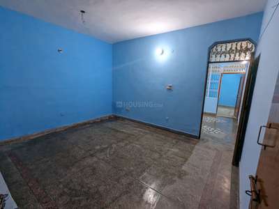 Bedroom Image of 750 Sq.ft 2 BHK Independent House for rent in Uttam Nagar New Delhi for Rs. 15000