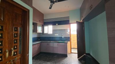 Kitchen Image of 600 Sq.ft 2 BHK Builder Floor for rent in Malleswaram Bengaluru for Rs. 40000