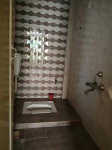 Common Bathroom Image of 1000 Sq.ft 2 BHK Apartment / Flat for rent in Kharghar Navi Mumbai for Rs. 26000