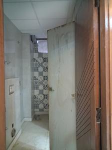 Common Bathroom Image of 1400 Sq.ft 3 BHK Apartment / Flat for sale in Networth Pride 2, Sector 73 Noida for Rs. 5400000