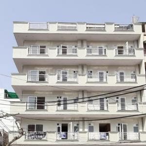 Image of 550 Sq.ft 1 RK Apartment / Flat for rent in DLF Phase 3, Gurgaon for Rs. 20000